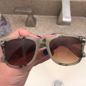 Steve Madden sunglasses